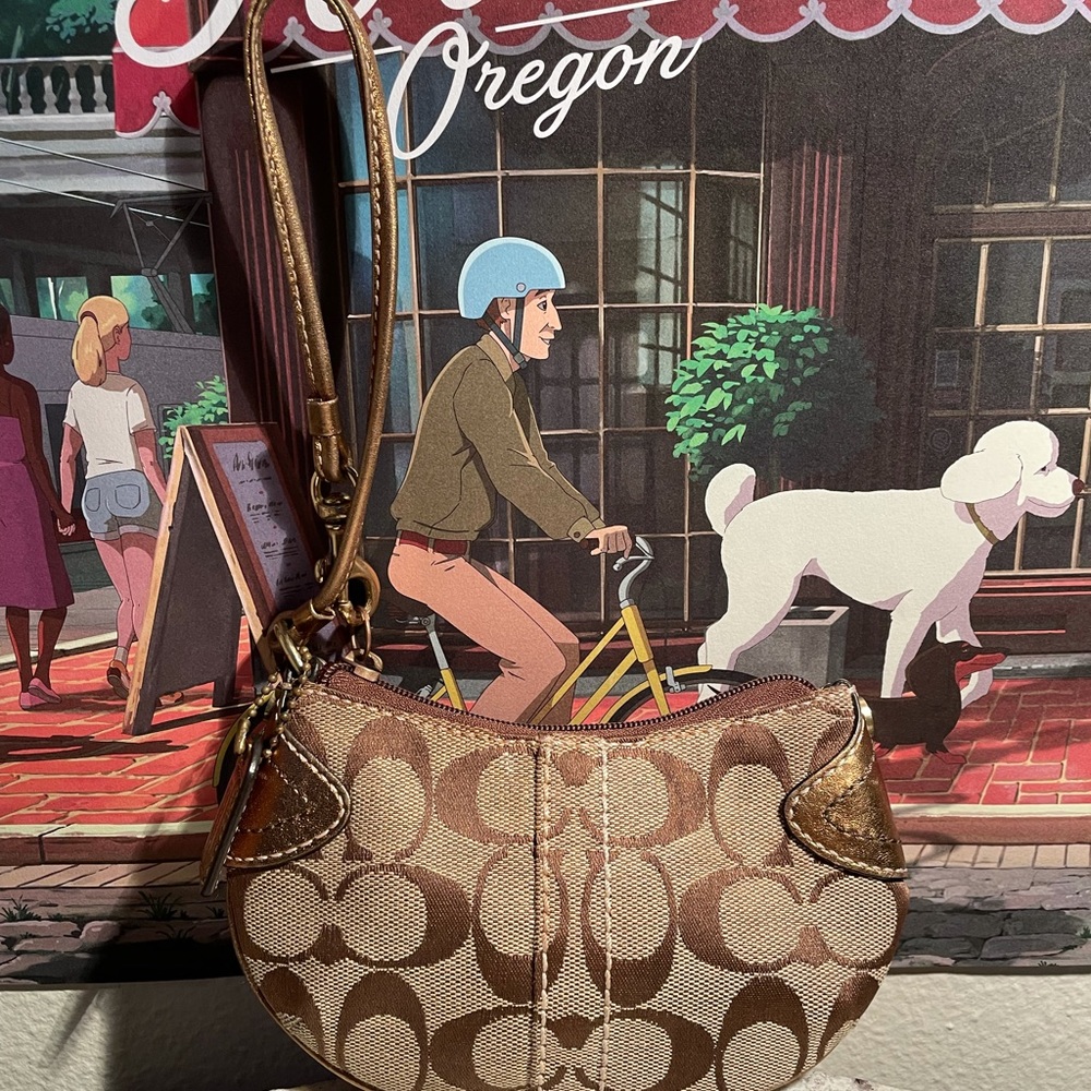 Really nice coach wristlet